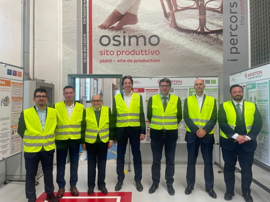 The Minister for Economic Development and the Vice President of the Marche Region visit Albacina and Osimo plants